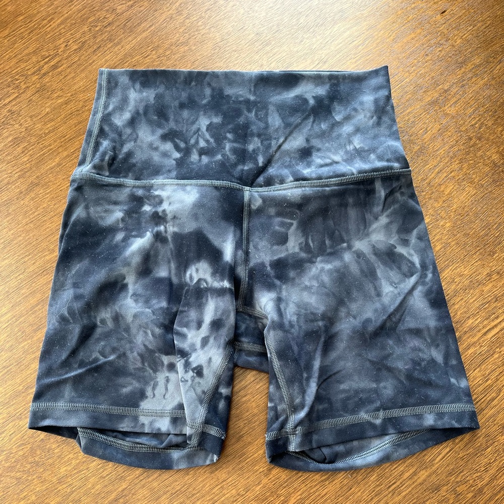 Lululemon Align Shorts 6"